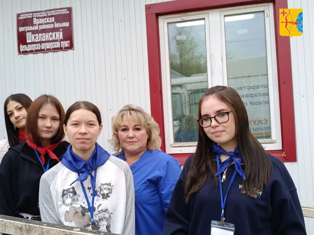 Студенты-медики Яранского техникума присоединились к выездной профилактической работе Яранской ЦРБ