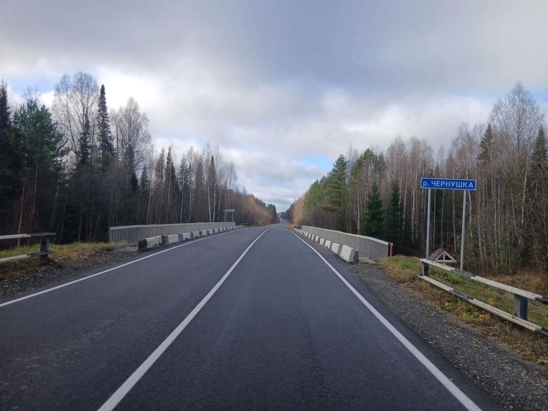 Опять эти ребята в оранжевом? Опять эти ребята в оранжевом?